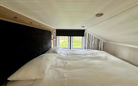 The Willy Gunn Pod - Beautiful, Luxury Pod